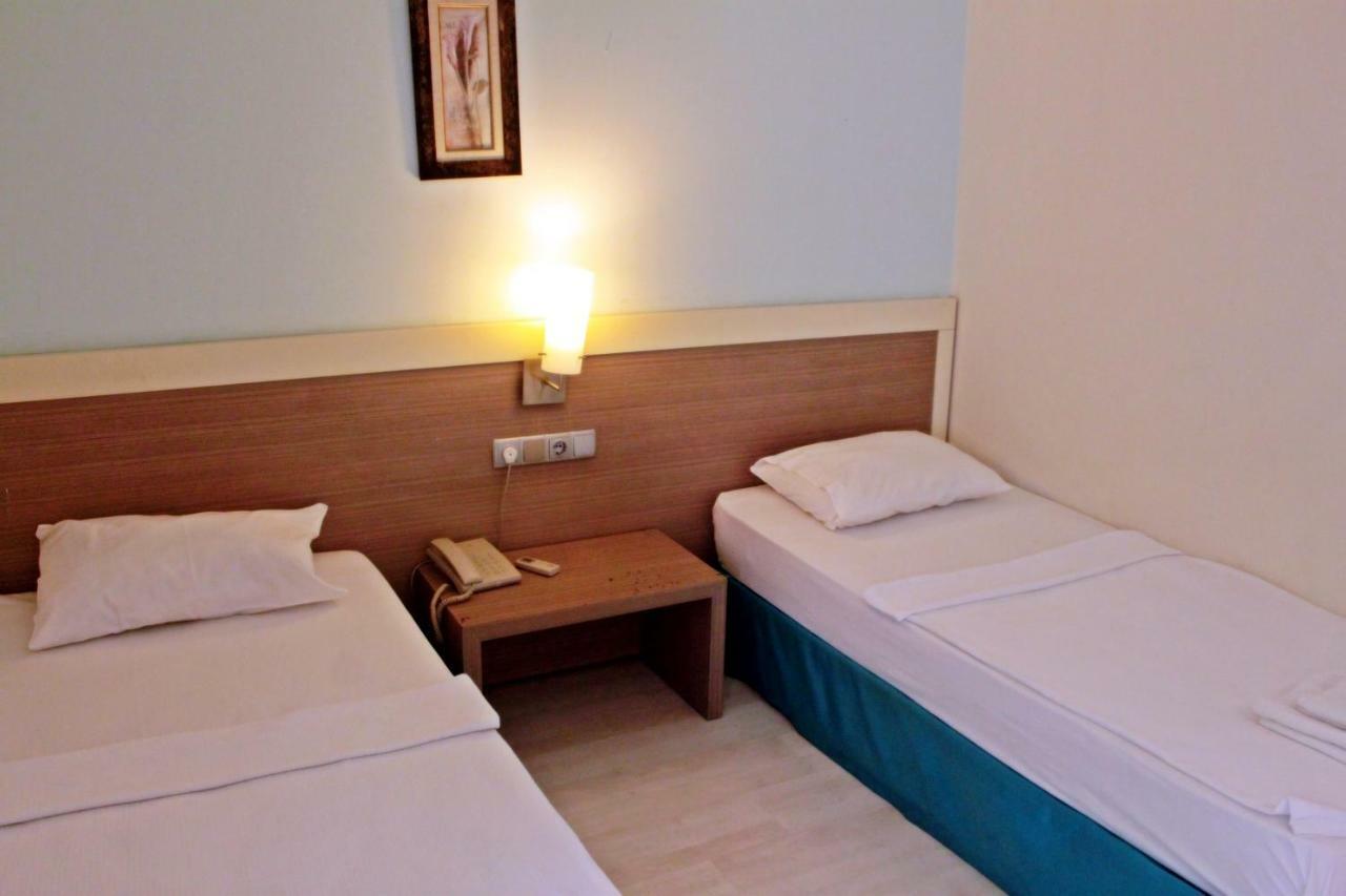 Costa Queen Suites 居姆贝特 外观 照片