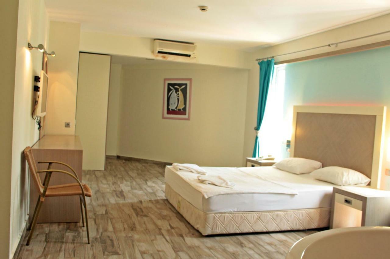 Costa Queen Suites 居姆贝特 外观 照片