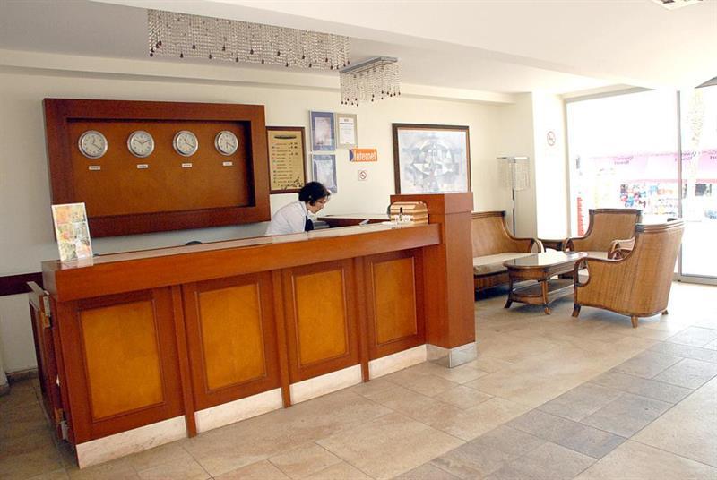 Costa Queen Suites 居姆贝特 外观 照片